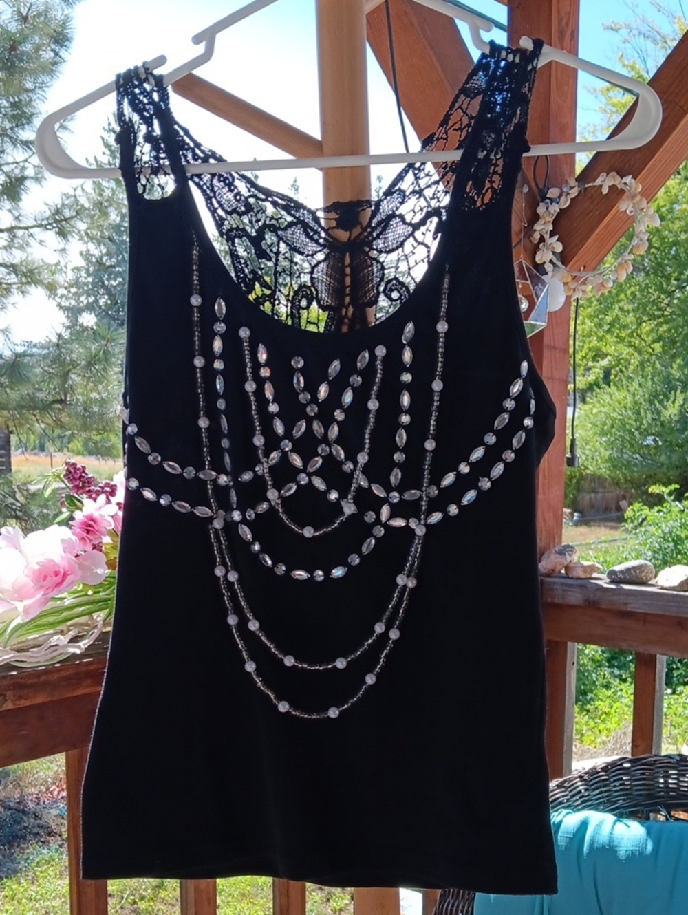 Black Beaded Lace-Back Tank Top - Women's Sleeveless Shell
